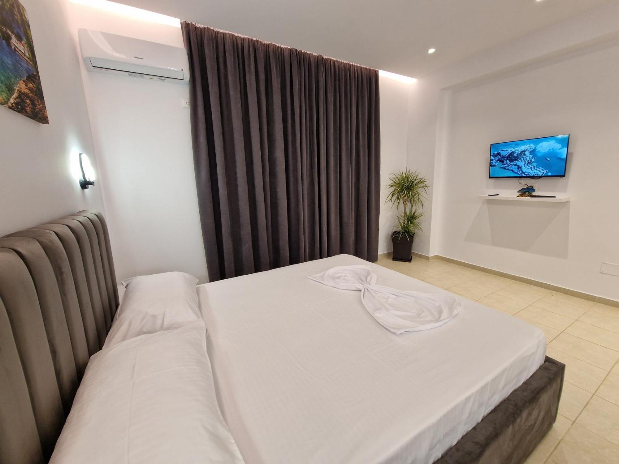 Fenix Hotel Ксамил Экстерьер фото